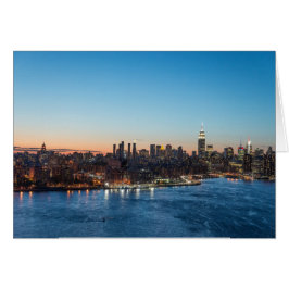 In Brooklyn mit Blick auf die Skyline von Manhatta