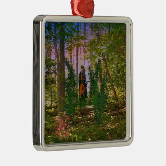 In das Holz Silbernes Ornament (Rechts)