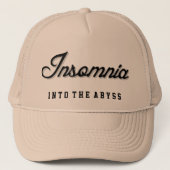 In den Abgrund - die kakifarbige Kappe (Vorderseite)