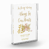 In der Liebe des Gedächtnisses für die Liebe eines Fotoblock (Links)