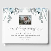 In der Liebe Erinnerung hellblaue Blüte, Beerdigun Gästebuch (Vorderseite)