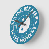 IN DER MOMENT kundenspezifische Wanduhren (Winkel)