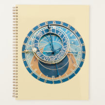 In der Nähe befindet sich die Astronomische Uhr vo