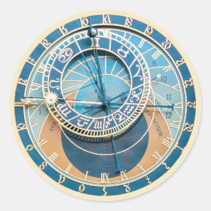 In der Nähe befindet sich die Astronomische Uhr vo Runder Aufkleber