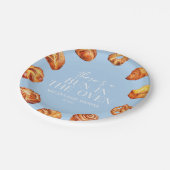 In der Ovenbrotdusche ist ein Bun. Pappteller (Schrägansicht)