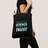 In der Wissenschaft vertrauen wir Zitat - Lehrer Tasche (Von Nahem)