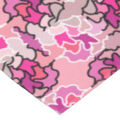 In die geometrische Form des rosa Mitteljahrs Tischdecke (Schrägansicht)