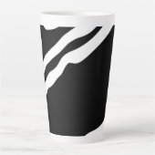 In die Tiefe: Abstrakt Schwarz und Weiß Milchtasse (Vorderseite)