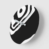 In die Tiefe: Abstrakt Schwarz und Weiß Runde Wanduhr (Winkel)