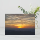 In die Wolken Feiertagskarte (Stehend Vorderseite)