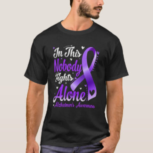 In dieser Familie kämpft niemand allein gegen Alzh T-Shirt