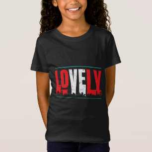 In einem kühlen stilisierten Design T-Shirt
