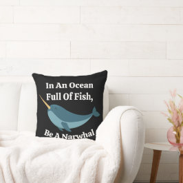 In einem Ozean voller Fisch Typografie Kissen