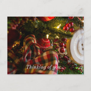 In einen Weihnachtsbaum Feiertagspostkarte