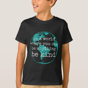 In einer Welt, in der alles irgendwie Aquamarin se T-Shirt