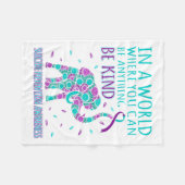 In einer Welt, in der man alles ist, was ein gütig Fleecedecke (Vorderseite (Horizontal))