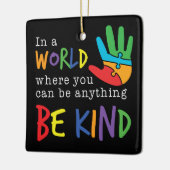 In einer Welt, in der man einen schönen Weihnachts Keramikornament (Links)