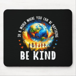 In einer Welt Seid nett Kinder Erde Anti Mobbing E Mousepad