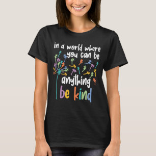 In einer Welt seien wir nette Autismus-Bewusstsein T-Shirt