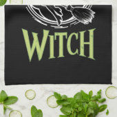 In einer Welt voller Prinzessinnen ist ein HexenHa Geschirrtuch (Gefaltet)