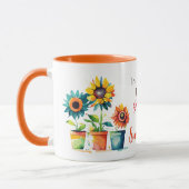 In einer Welt voller Rose sei eine Sonnenblume Tasse (Links)