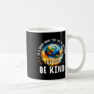 In einer Welt wie den Kindern ist die Erde gegen d Kaffeetasse