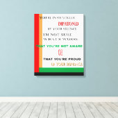 In Fesseln gepackte Leinwand (Insitu (Holzboden))