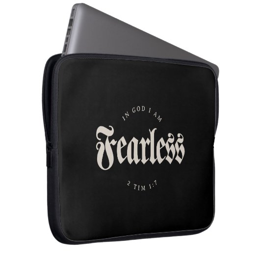 In Gott bin ich furchtlos 2 Tim 1:7 Christlich Laptopschutzhülle (Vorne Rechts)