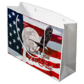 In Gott vertrauen wir großen Geschenktaschen Große Geschenktüte (Rückseite Schrägansicht)