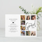 In Her Grad Era Photo Collage Graduation Einladung (Stehend Vorderseite)