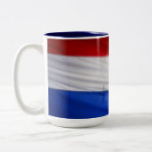 In Honor of all (fallen) Heroes Zweifarbige Tasse (Links)