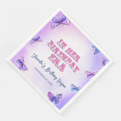 In ihrem Party der Geburtstagszeit Serviette (Ecke)