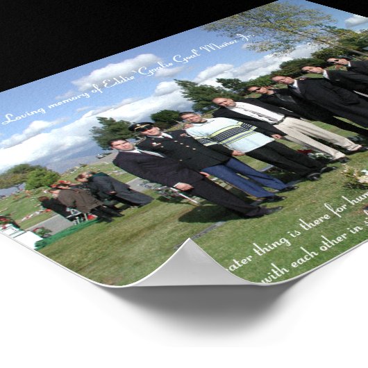 In Liebe Erinnerung an Eduardo Muñoz Jr. Poster (Ecke)