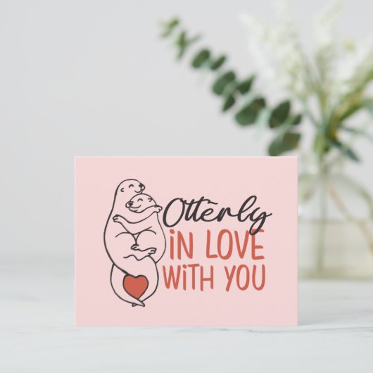 In Liebe Otter Pun Funny Valentine's Day Postkarte (Stehend Vorderseite)