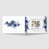 In liebevollen Erinnerungsblumen Gästebuch (Voll)