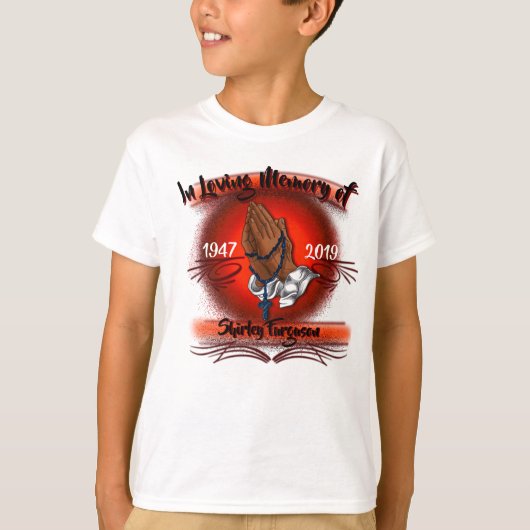 In liebevollen Erinnerungshand personalisierter ro T-Shirt (Vorderseite)