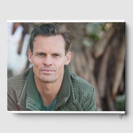 In Love Memory Black & White Gedenkfeier Gästebuch (Rückseite)