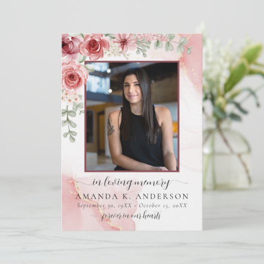 In Love Memory Blush Red Blume Beerdigung Programm (Stehend Vorderseite)