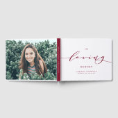 In Love Memory Burgundy Dainty Script Beerdigung Gästebuch (Voll)