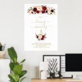 In Love Memory Burgundy floral Memorial-Zeichen Poster (Heimbüro)