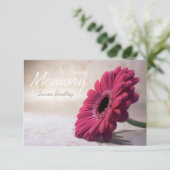 In Love Memory Floral Memorial Service Ankündigung (Stehend Vorderseite)