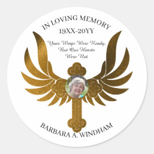 In Love Memory Foto Keepake Cross mit Wings C Runder Aufkleber