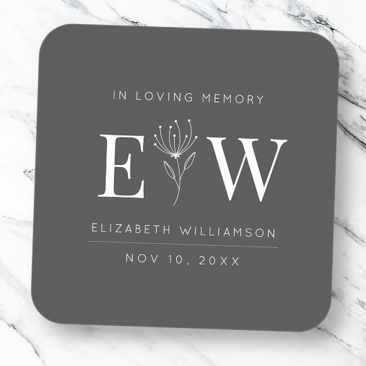 In Love Memory Memorial Moderne Monogram Foliage Quadratischer Aufkleber