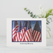 In Love Memory, Memorial Service, American Flags Einladung (Stehend Vorderseite)
