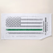 In Love Memory Military dünne grüne Linie Flag Strandtuch (Vorderseite)