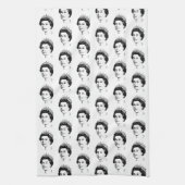 In Love Memory of HM Königin Elizabeth II Geschirrtuch (Vertikal)