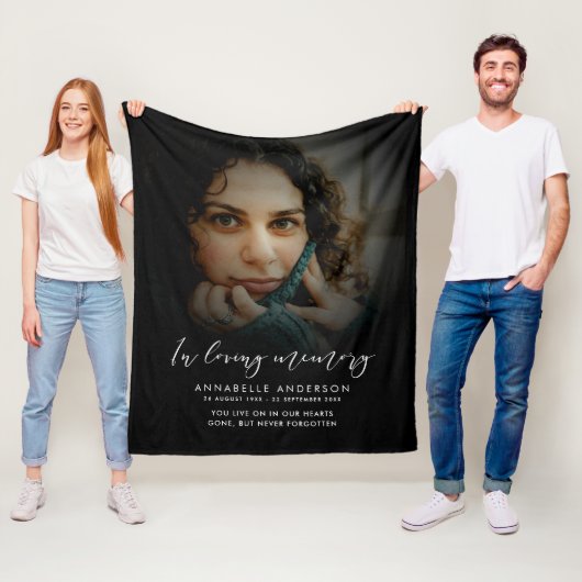 In Loving Memory Elegante Schriftzug Erinnerungsfo Fleecedecke (Beispiel)