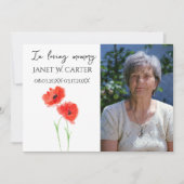In Loving Memory Rote Mohnblumen Florale Beerdigun Einladung (Vorderseite)