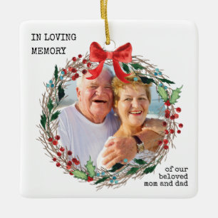 In Loving Memory Rustikaler Stechpalmenkranz Foto Keramikornament