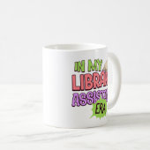 In meinem Bibliotheksbuch für den Bibliotheksassis Kaffeetasse (VorderseiteRechts)